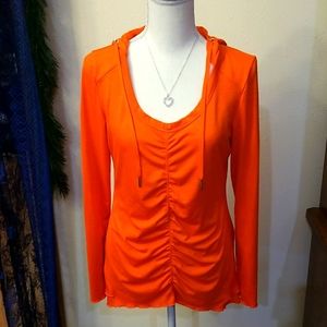NWOT Calvin Klien Ouick Dry Top size medium